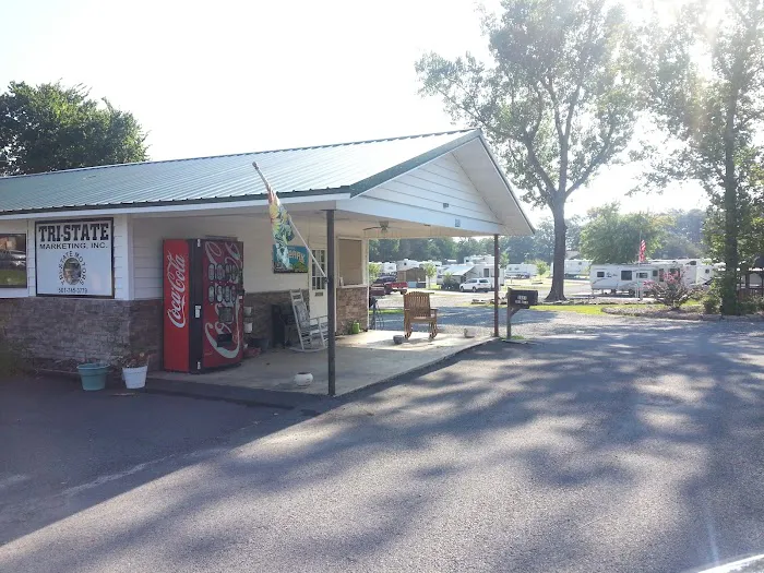 Clinton RV Park Picture 4