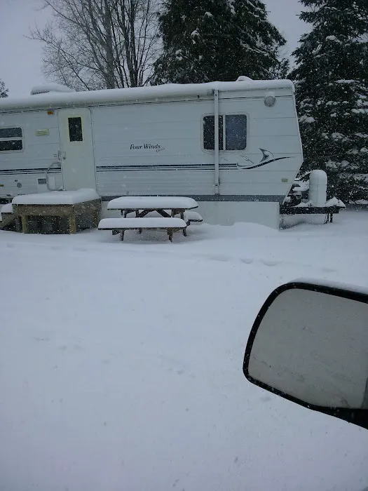 Sturgeon Valley Campground Picture 5
