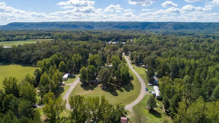 Pine Meadows MHC, LLC Picture 1