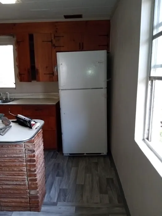 Glendale Mobile Home Community Picture 9
