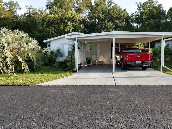 Oak Pond Mobile Home Park Picture 5