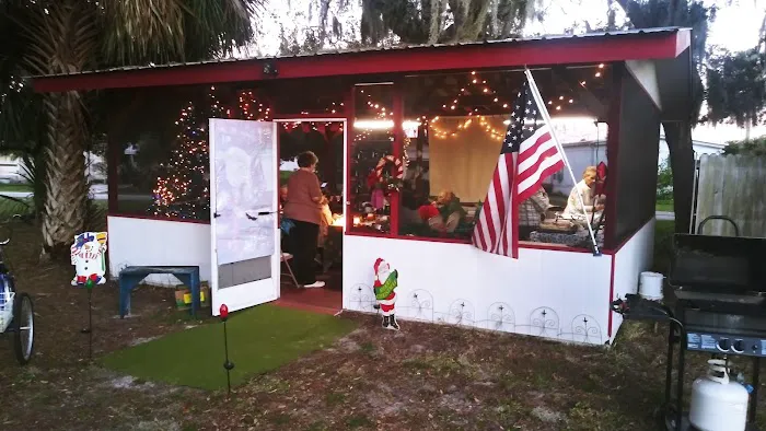 Three Palms Mobile Home Park Picture 5