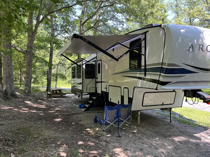 Chilhowee A and B Campground Picture 3