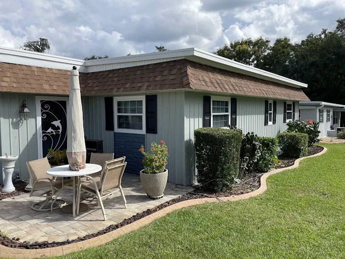 Harbor Oaks Homeowners Co-Op Picture 1