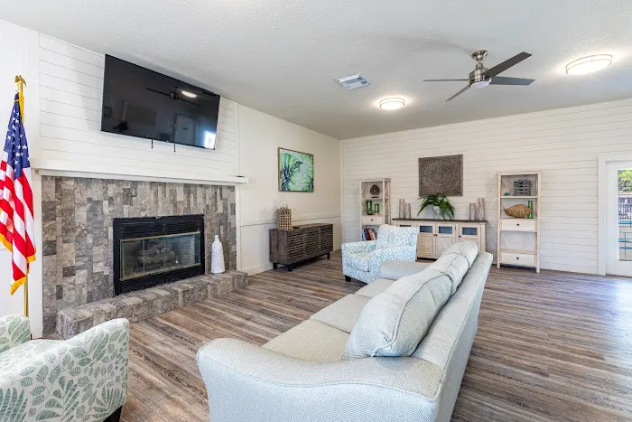 Palm Ridge 55+ Manufactured Home Community Picture 9
