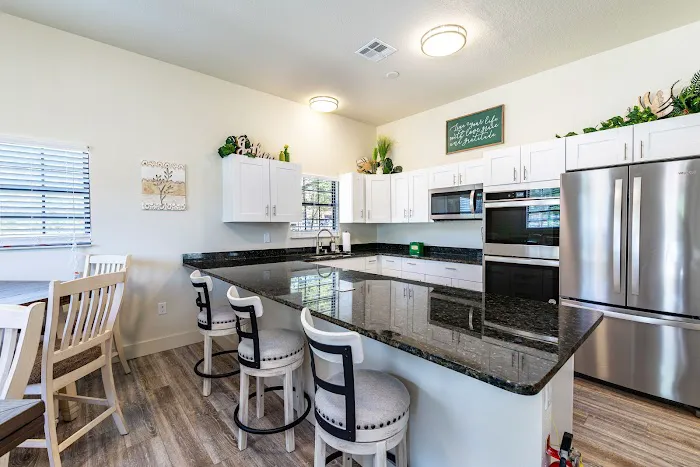 Palm Ridge 55+ Manufactured Home Community Picture 2