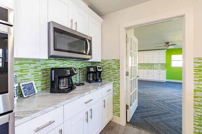 Lake Shore 55+ Manufactured Home Community Picture 2