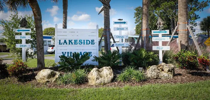 Lakeside Village Picture 8