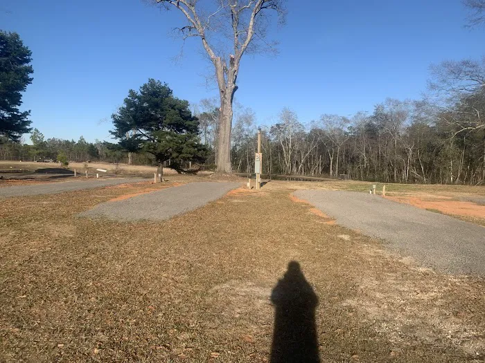 Snow's RV Park Picture 6