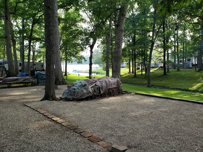 Lake Sara Campground Picture 4