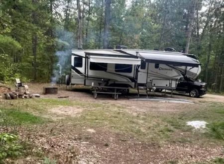 Jewell Lake Campground