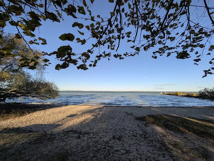 Aloha state campground Picture 10