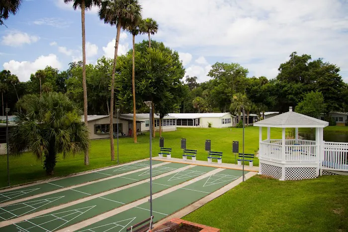 Magnolia Village Picture 2