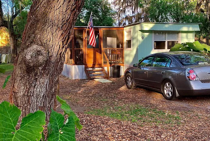 The HUB Leesburg - MH & RV Park Picture 9