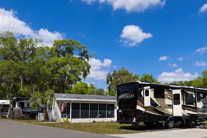 Holiday RV Park Picture 4