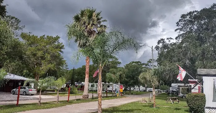 Villager RV Park Picture 4
