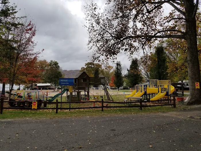 Shellmound Campground Picture 7