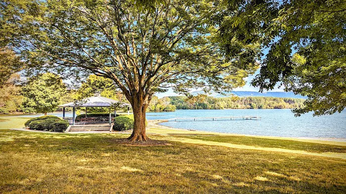 Shellmound Campground Picture 10