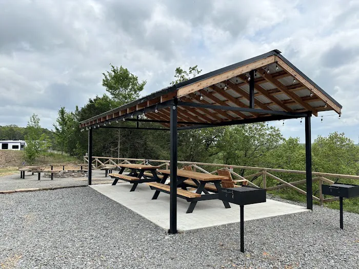 Hilltop RV Resort Picture 3