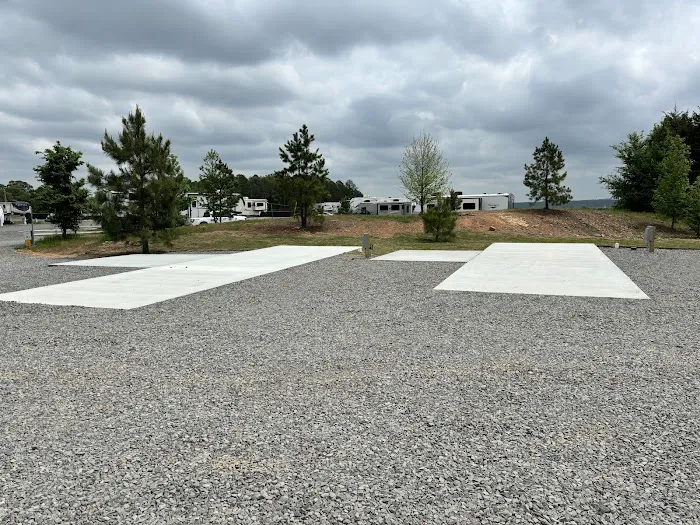 Hilltop RV Resort Picture 9
