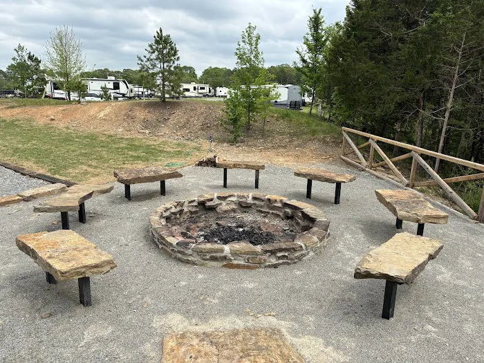 Hilltop RV Resort Picture 8
