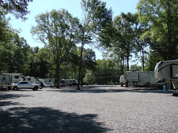 Red River RV Park Picture 6