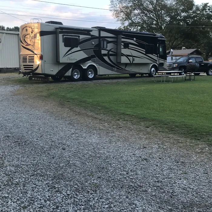 BARNES R.V. & MOBILE HOME PARK Picture 6