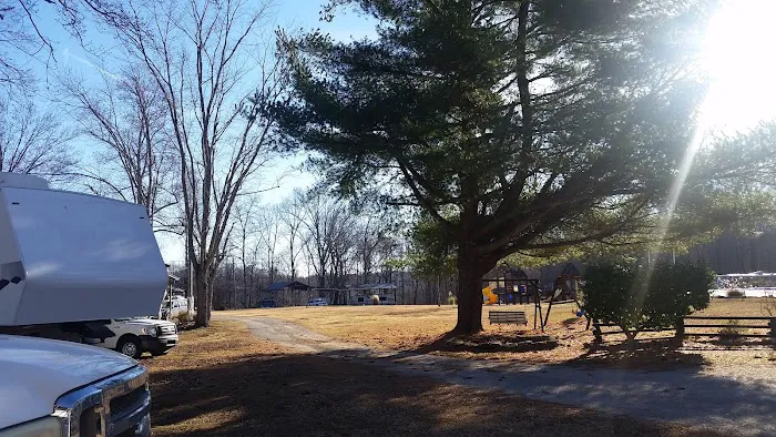 Tennessee Hills Campgrounds Picture 3