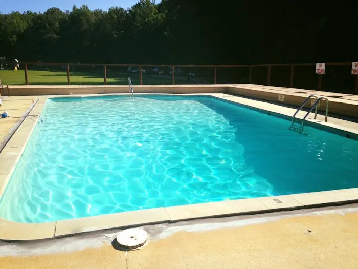 Whispering Oaks Campground Picture 6