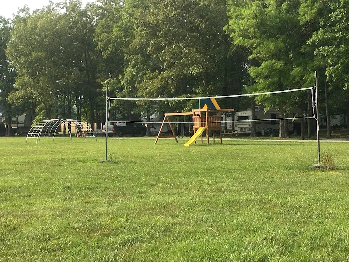 Whispering Oaks Campground Picture 8