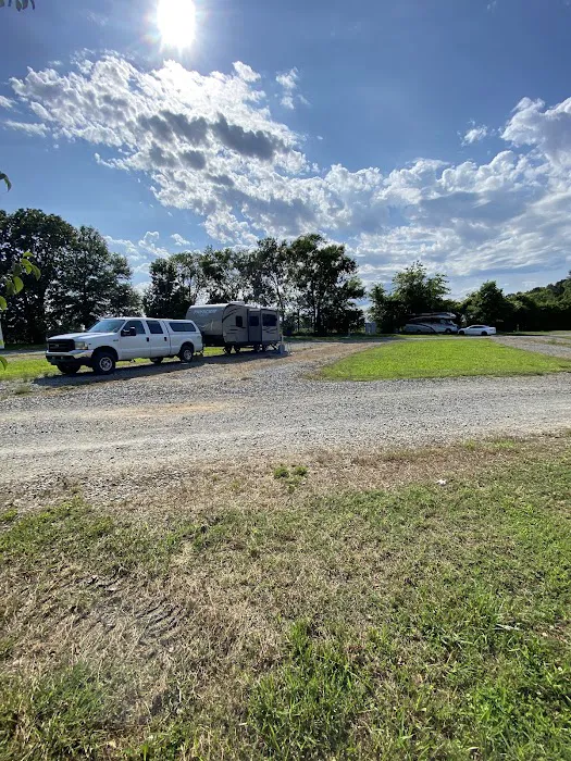 Eagles Nook RV Park Picture 2