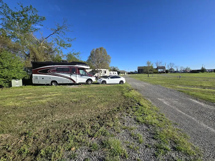 Eagles Nook RV Park Picture 6