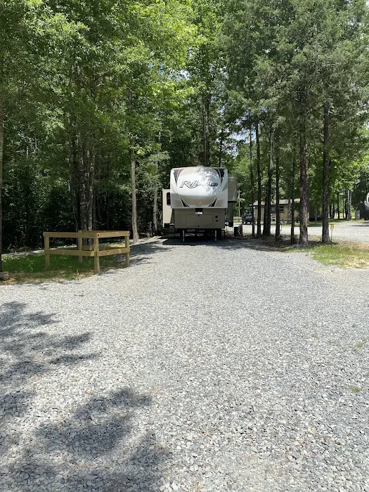 Fort Javelin RV Park Picture 5