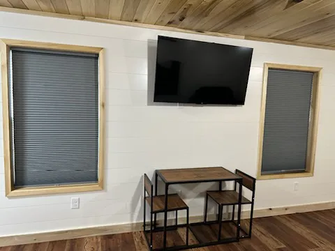 Bigmouth Cave Retreat- Camping and cabins! Picture 5