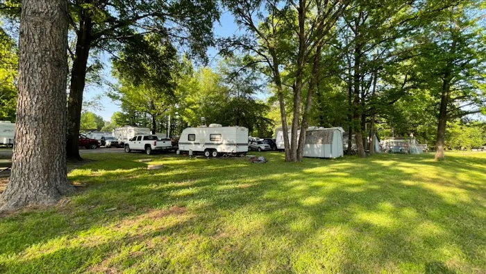Darrell Brannon RV Park Picture 9