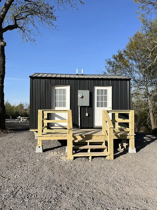 Grassy Road Cabins and Camping Picture 4
