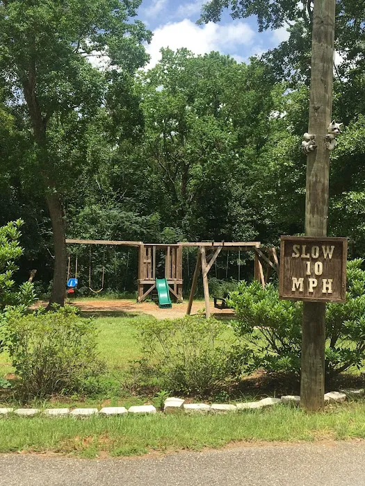 Wood Acres Community Picture 6