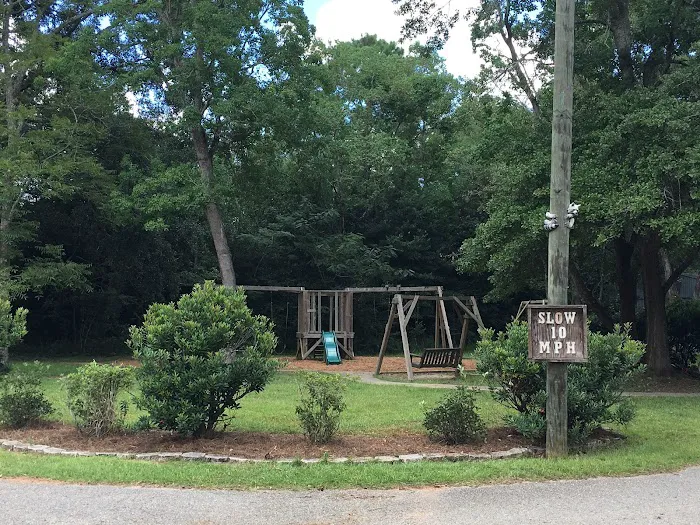 Wood Acres Community Picture 3