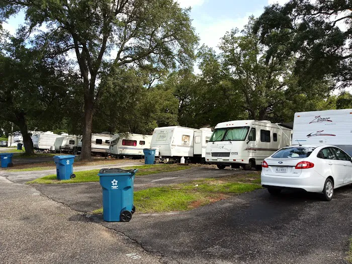 Pala Verde Mobile Home & RV Park Picture 4