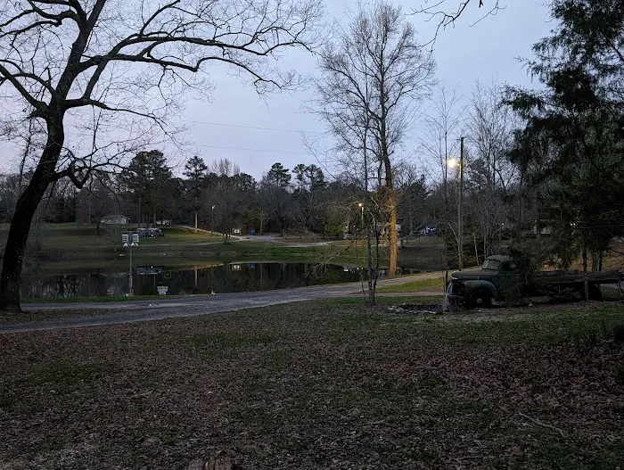 Round Pond Retreat Picture 3