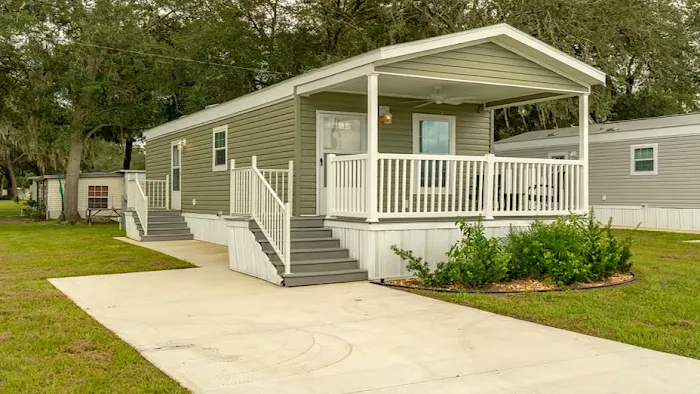 Red Oaks Picture 9