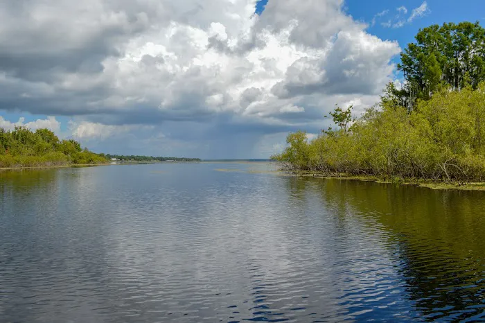 Lake Pan RV Village Picture 2
