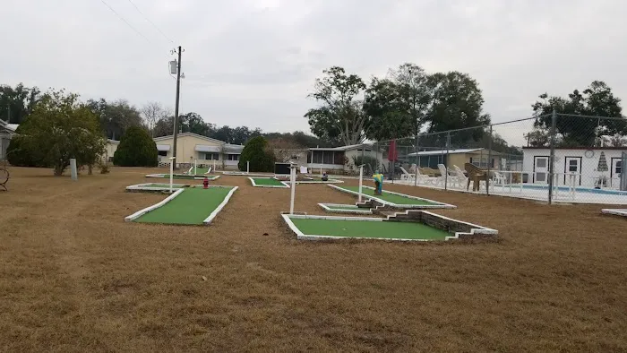 Dogwood Mobile Home Park Picture 4