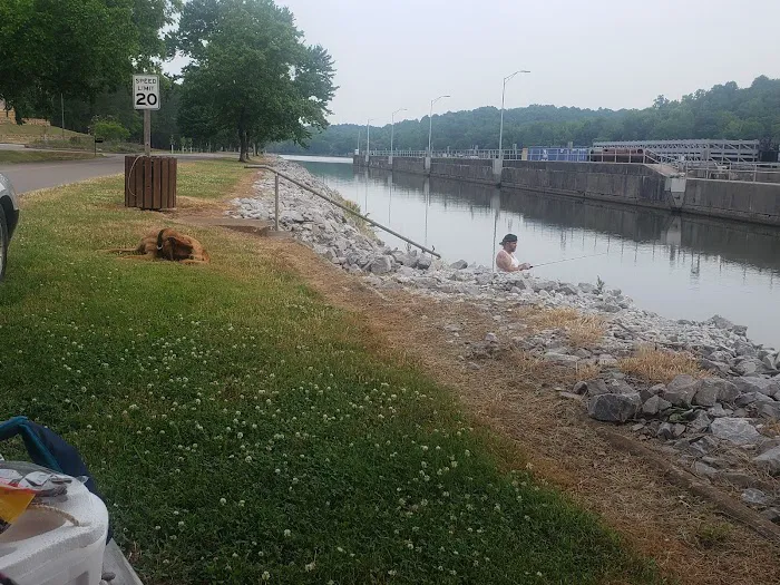 Cheatham Lock and Dam Picture 1