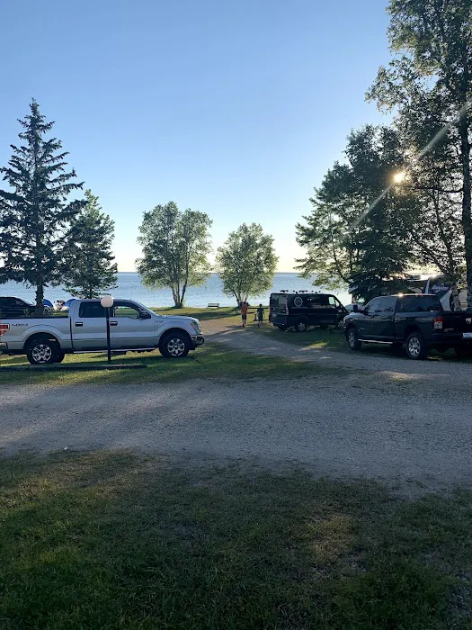 Roberts Landing Campground Picture 4