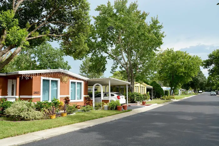 Silver Star Manufactured Home Community Picture 4