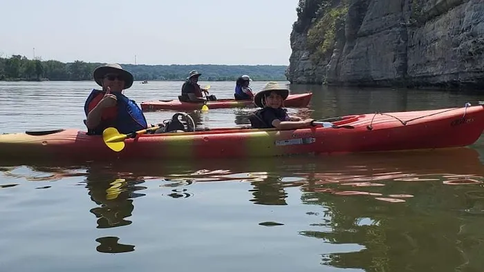 KAYAK STARVED ROCK CAMPGROUND Picture 6