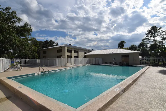 Shadow Hills Manufactured Home Community Picture 3