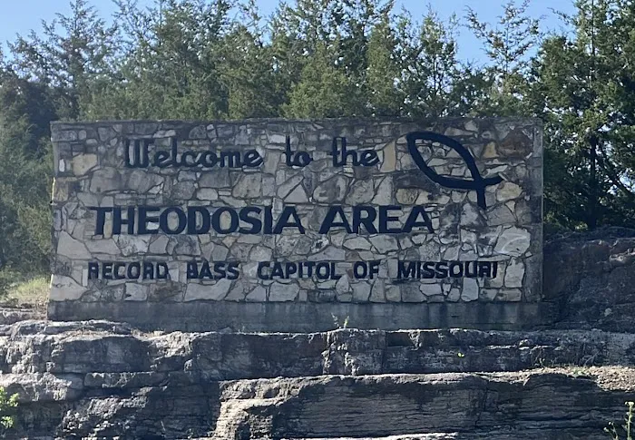 Theo's RV Park Picture 6