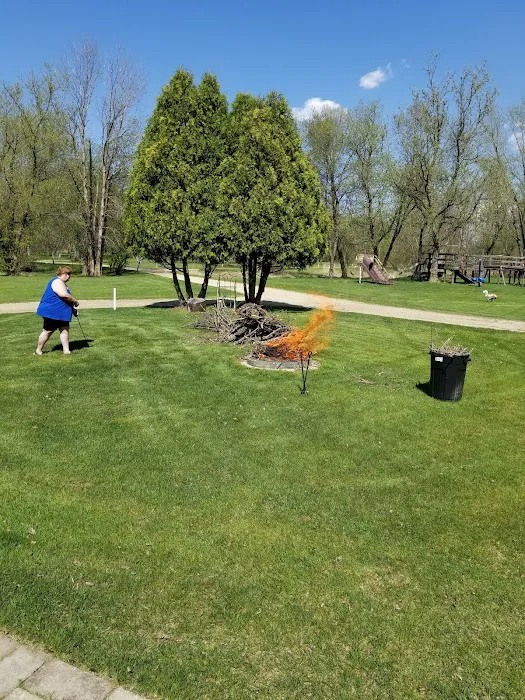 Holiday Acres Camping Resort Picture 7